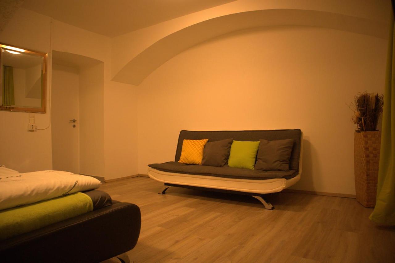 Brilliant Souterrain Apt. - Prater Amuesement Park Apartamento Viena Exterior foto